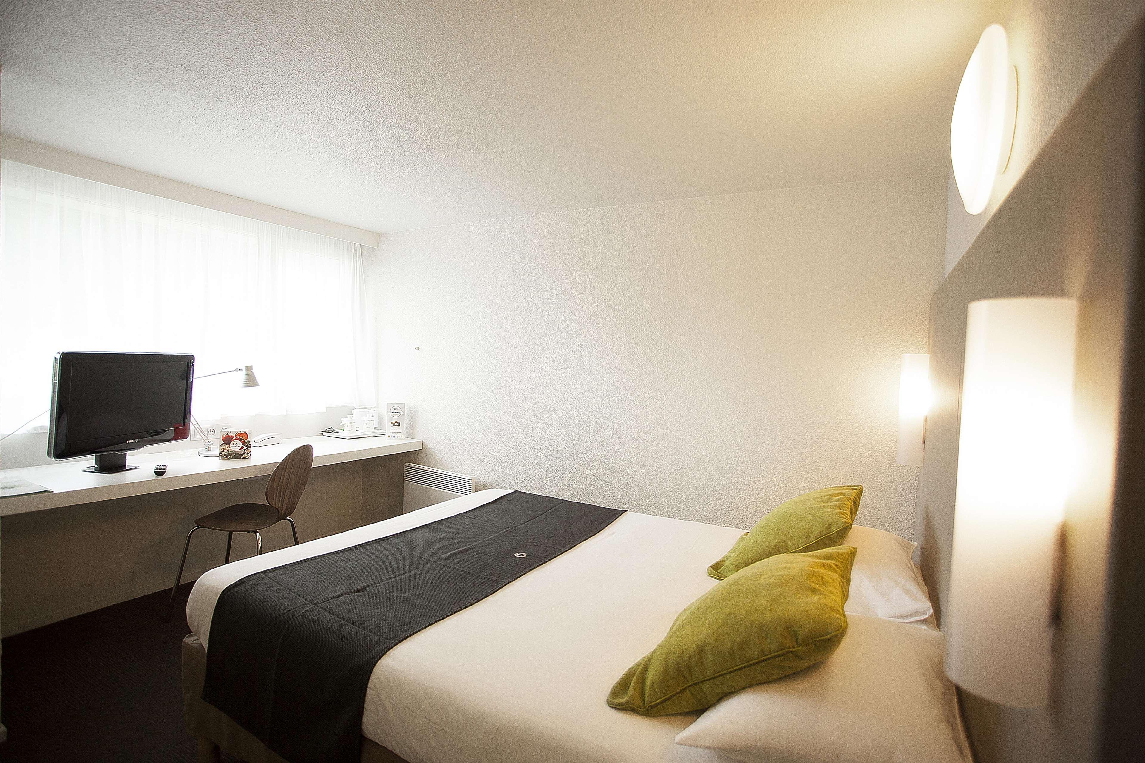 Campanile Melun Sud - Dammarie Les Lys Hotel Ngoại thất bức ảnh